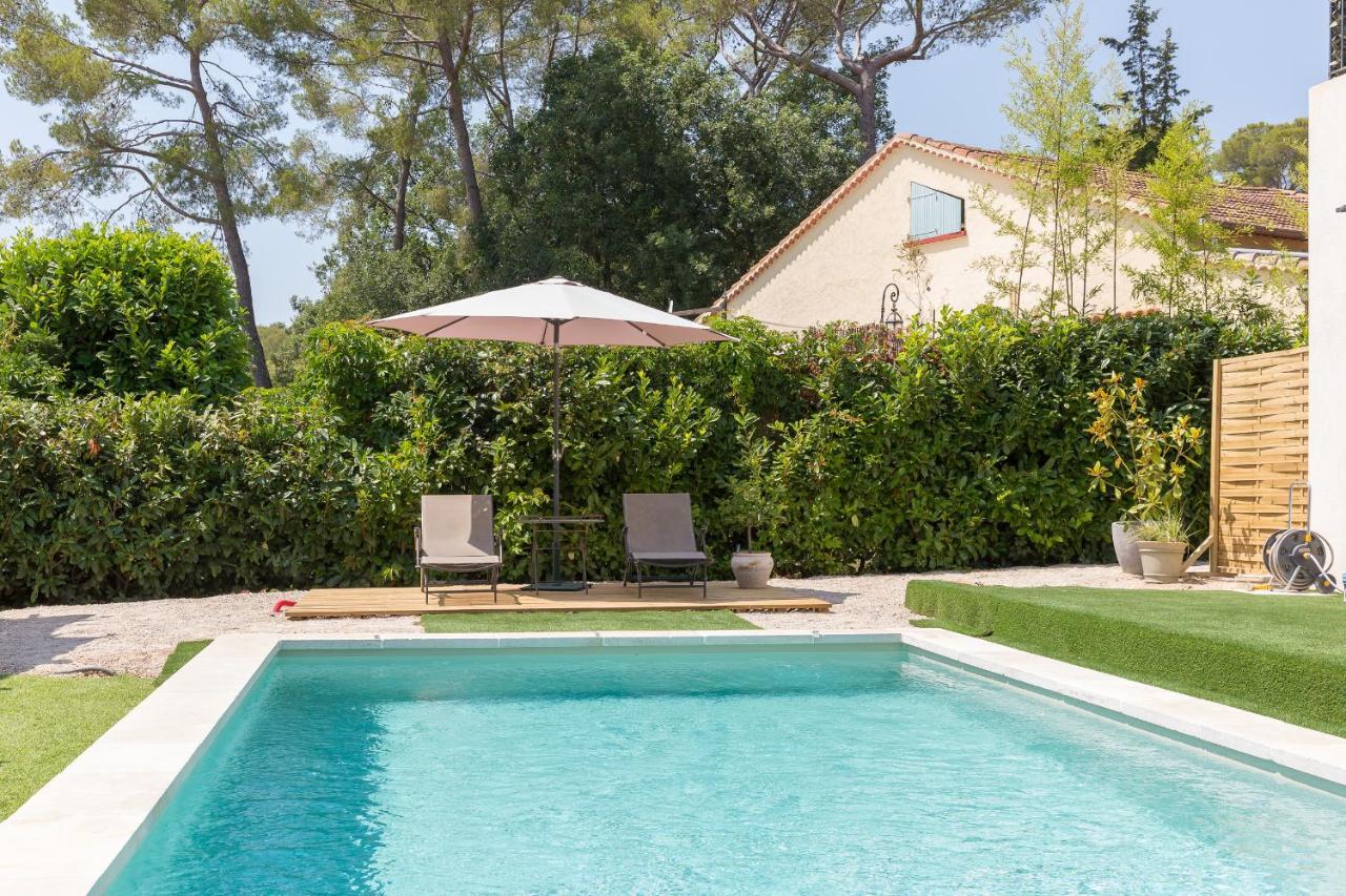Luxurious And Spacious Apartment In The Heart Of The Cote D'Azur Roquefort-les-Pins Exterior photo